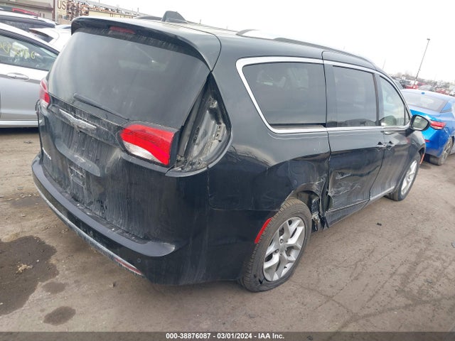 Chrysler Pacifica Touring L 2018 2C4RC1BG1JR123263 Image 4