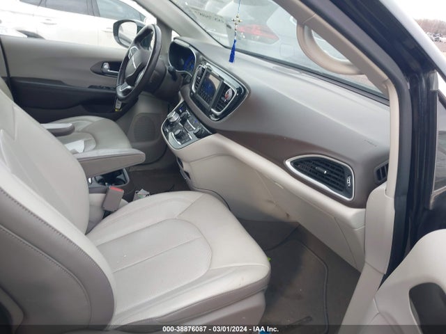 Chrysler Pacifica Touring L 2018 2C4RC1BG1JR123263 Image 5