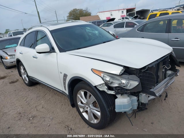 Infiniti QX70 2015 JN8CS1MW1FM480146 Image 1