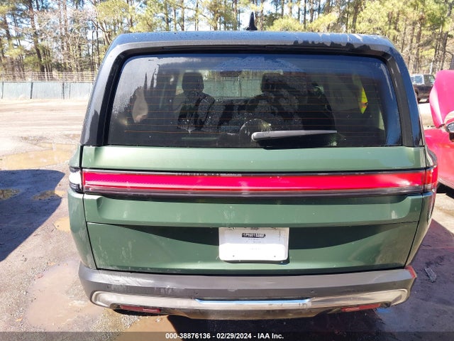 Rivian R1s Adventure 2023 7PDSGABA1PN015287 Image 16