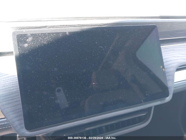 Rivian R1s Adventure 2023 7PDSGABA1PN015287 Image 17