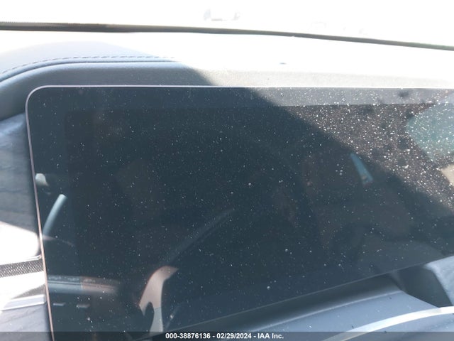 Rivian R1s Adventure 2023 7PDSGABA1PN015287 Image 7