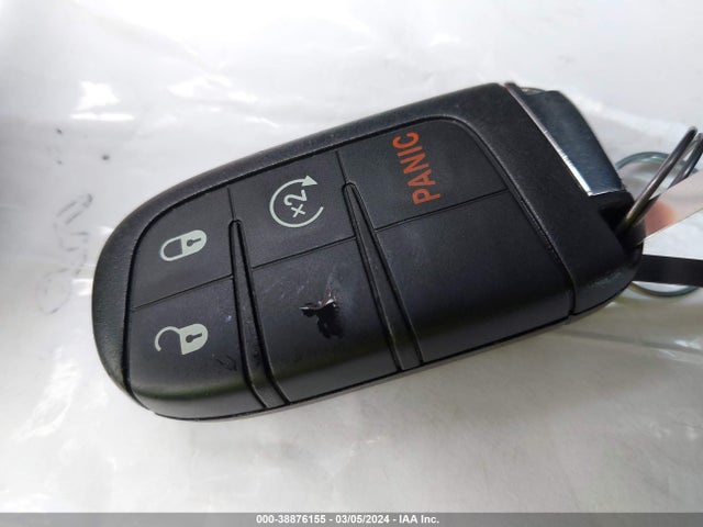 3C4NJCCB7JT181507 Jeep Compass Limited Fwd