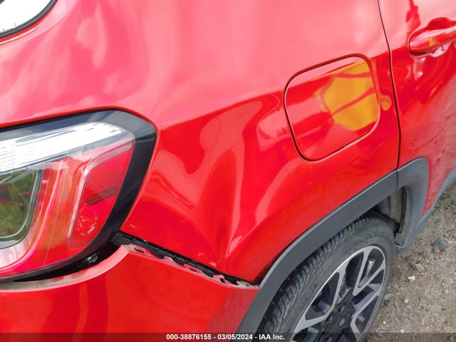 3C4NJCCB7JT181507 Jeep Compass Limited Fwd