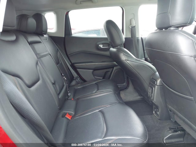 3C4NJCCB7JT181507 Jeep Compass Limited Fwd