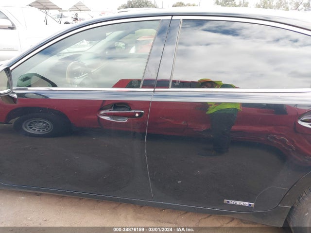 Lexus ES 300H 2015 JTHBW1GG2F2095589 Image 14