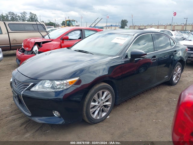Lexus ES 300H 2015 JTHBW1GG2F2095589 Image 2