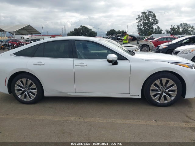 Toyota Mirai Xle 2023 JTDAAAAA5PA010333 Image 13