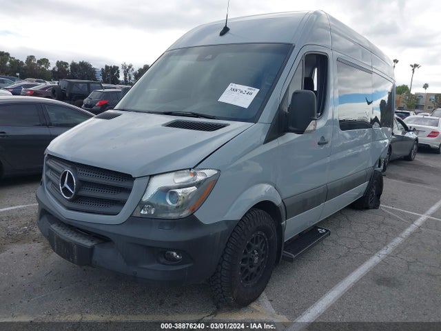 WDZPE7CD8JP624810 Mercedes-Benz Sprinter 2500 Standard Roof V6