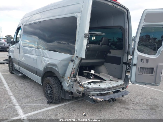 WDZPE7CD8JP624810 Mercedes-Benz Sprinter 2500 Standard Roof V6