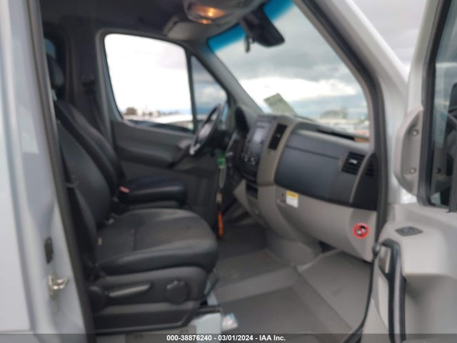 WDZPE7CD8JP624810 Mercedes-Benz Sprinter 2500 Standard Roof V6