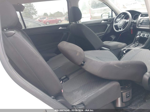 3VV1B7AX3KM048371 Volkswagen Tiguan 2.0t S