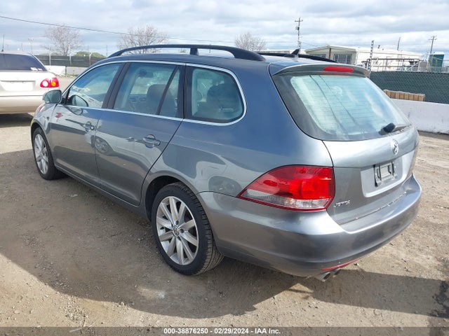 3VWPL7AJ4EM623919 Volkswagen Jetta Sportwagen 2.0l Tdi