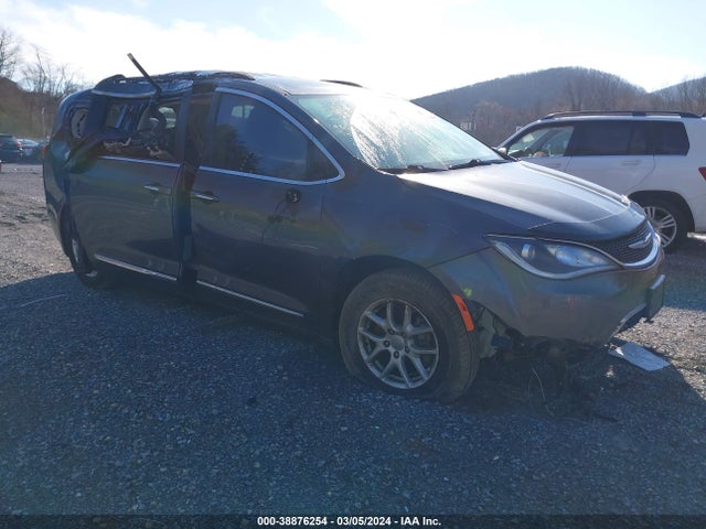 Chrysler Pacifica Touring L 2020 2C4RC1BG0LR125217 Image 1