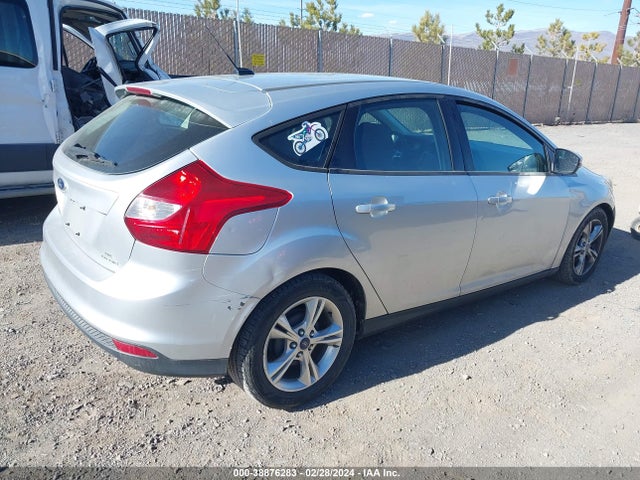 Ford FOCUS SE 2014 1FADP3K26EL238914 Image 4
