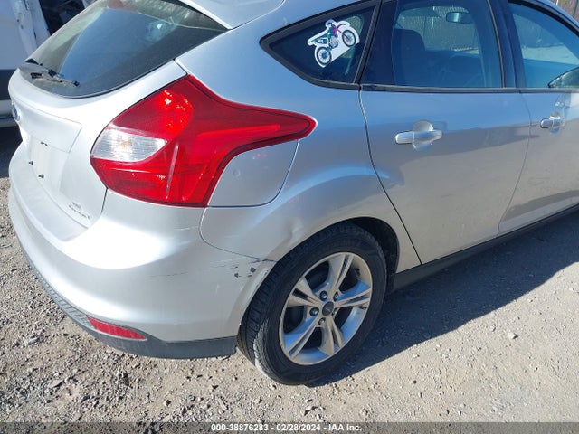 Ford FOCUS SE 2014 1FADP3K26EL238914 Image 6