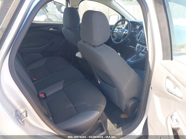 Ford FOCUS SE 2014 1FADP3K26EL238914 Image 8