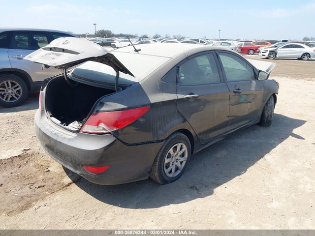 Hyundai ACCENT SE 2017 KMHCT4AE5HU203990 Image 4