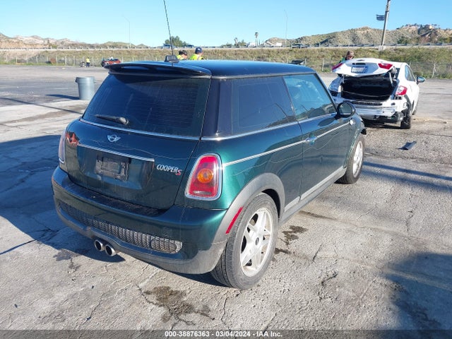 2010 MINI COOPER S WMWMF7C50ATZ71142 Photo 3