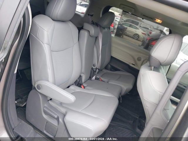 Toyota SIENNA XLE 2021 5TDYRKEC1MS062775 Image 8