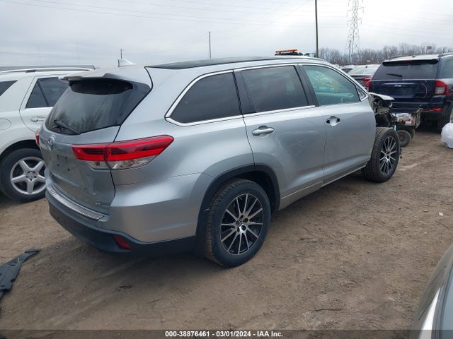 Toyota Highlander Se 2017 5TDJZRFH7HS359964 Image 4
