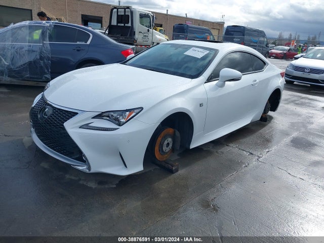 Lexus RC 350 2016 JTHHE5BC4G5014701 Image 2