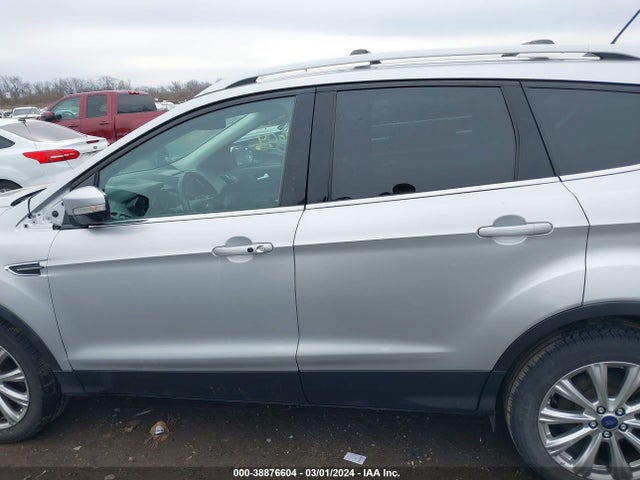 Ford Escape Titanium 2018 1FMCU9J94JUB22837 Image 15