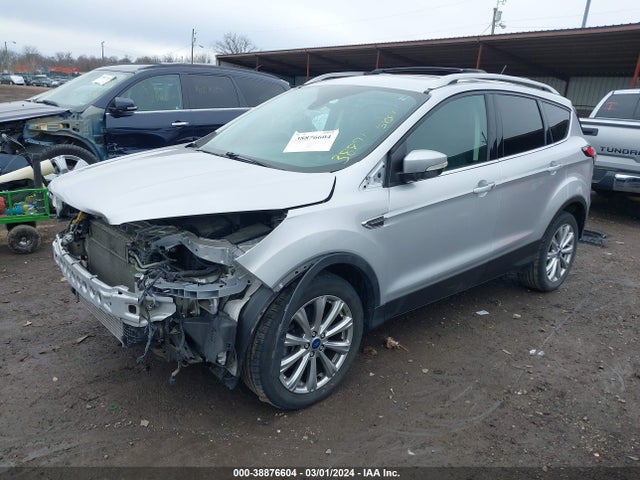 Ford Escape Titanium 2018 1FMCU9J94JUB22837 Image 2