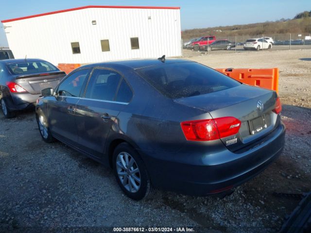 3VWD07AJ5EM386840 Volkswagen Jetta 1.8t Se