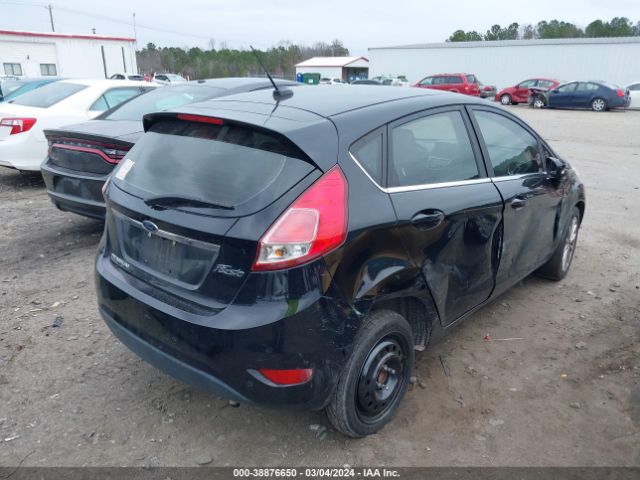 3FADP4FJ5HM143822 Ford Fiesta Titanium
