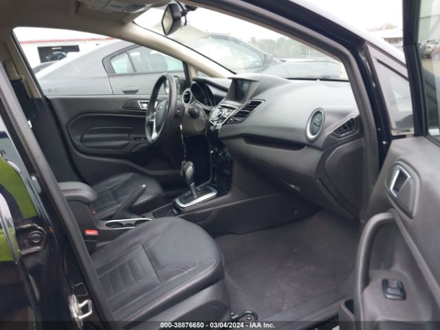 3FADP4FJ5HM143822 Ford Fiesta Titanium
