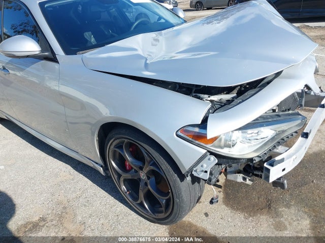 ZARFAECN4H7552248 Alfa Romeo Giulia Ti Rwd