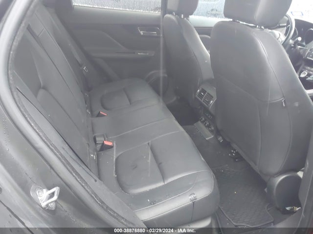 2017 JAGUAR F-PACE SADCJ2BVXHA494845 Photo 7