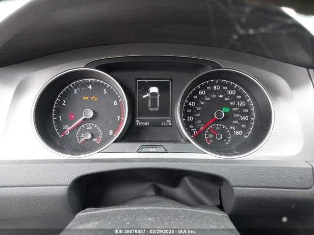 3VW217AU3GM032137 Volkswagen Golf Tsi S 4-door