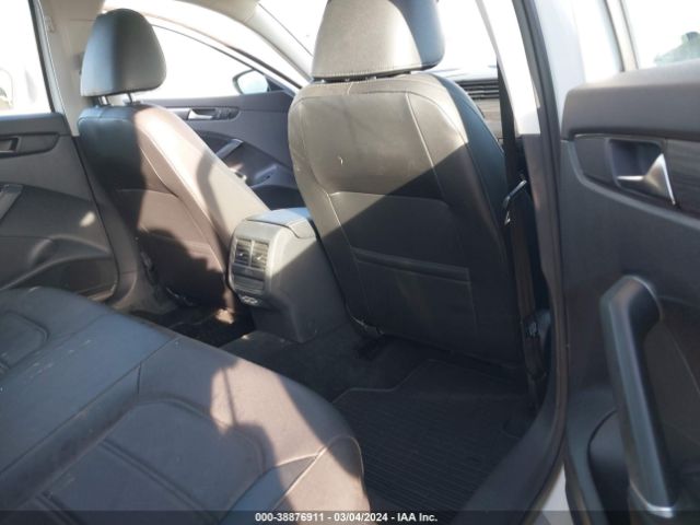 1VWMA7A35LC027081 Volkswagen Passat 2.0t R-line