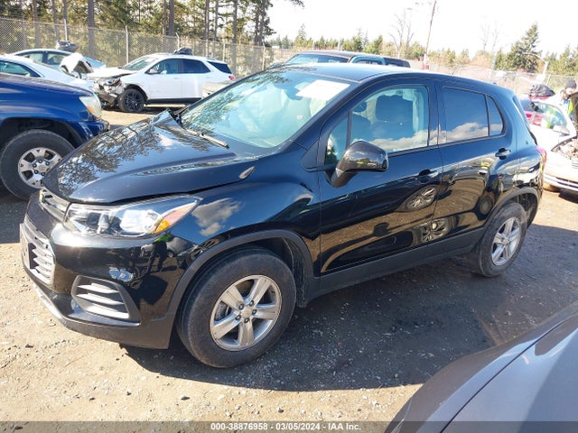 Chevrolet Trax Awd Ls 2022 KL7CJNSM5NB552657 Image 2