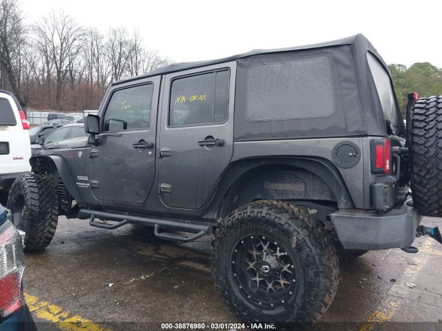 1C4BJWDG6HL509617 Jeep Wrangler Unlimited Sport 4x4