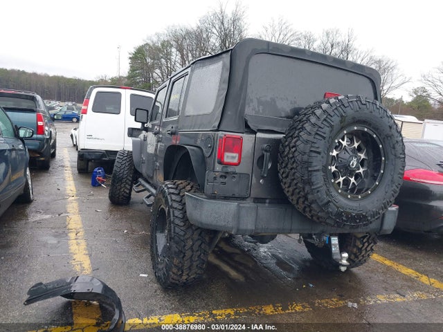 1C4BJWDG6HL509617 Jeep Wrangler Unlimited Sport 4x4