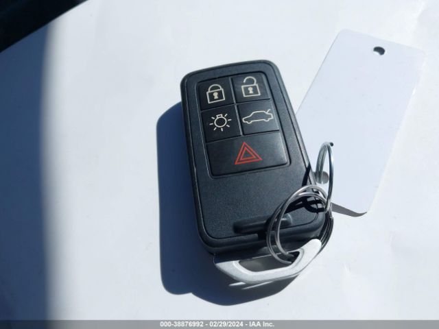 YV1612TKXF1345419 Volvo S60 T5 Premier