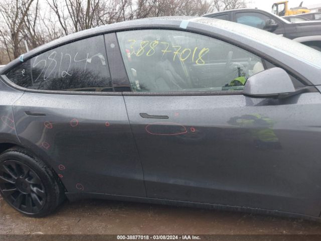 5YJYGDEEXMF111916 Tesla Model Y Long Range Dual Motor All-wheel Drive