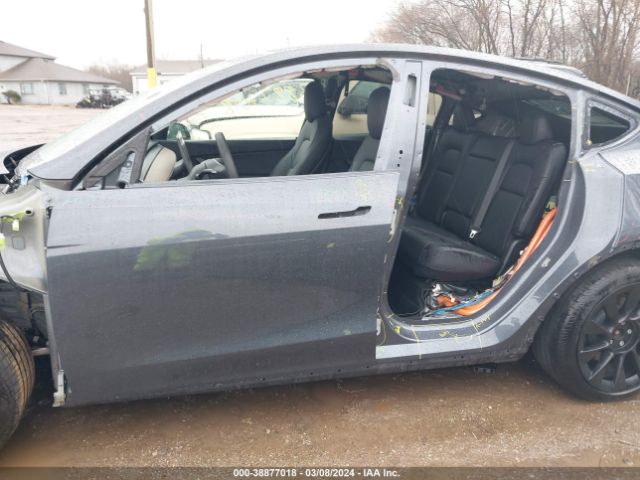 5YJYGDEEXMF111916 Tesla Model Y Long Range Dual Motor All-wheel Drive