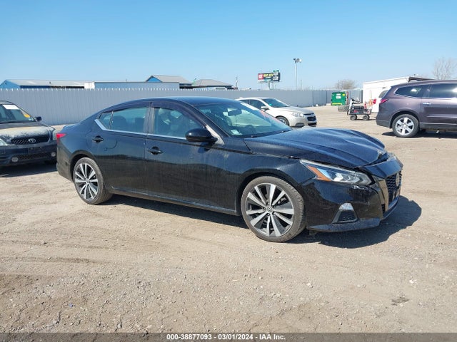 2019 1N4BL4CV4KC199723 main image