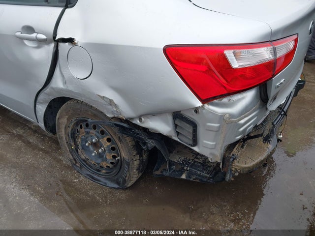 KIA RIO LX 2016 KNADM4A33G6660690 Image 6