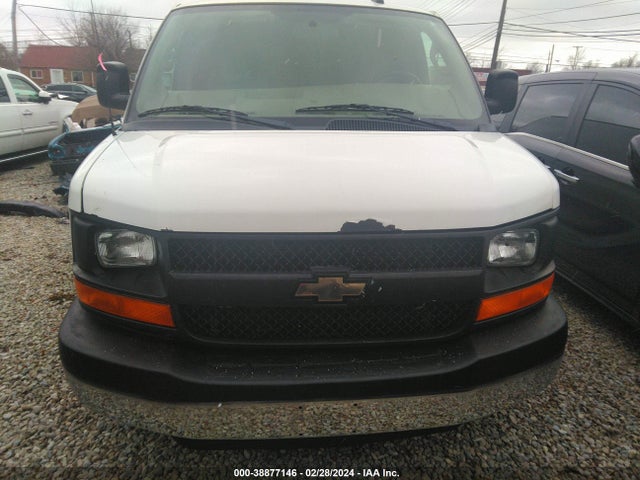 Chevrolet Express 3500 Work Van 2016 1GCZGGFGXG1218483 Image 13