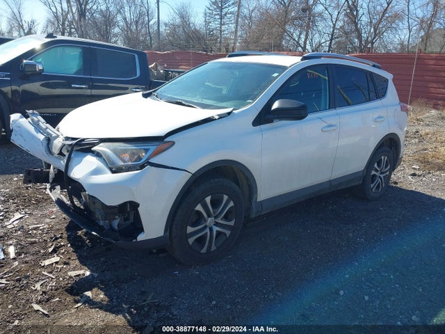Toyota RAV4 LE 2016 2T3ZFREV0GW248270 Image 2