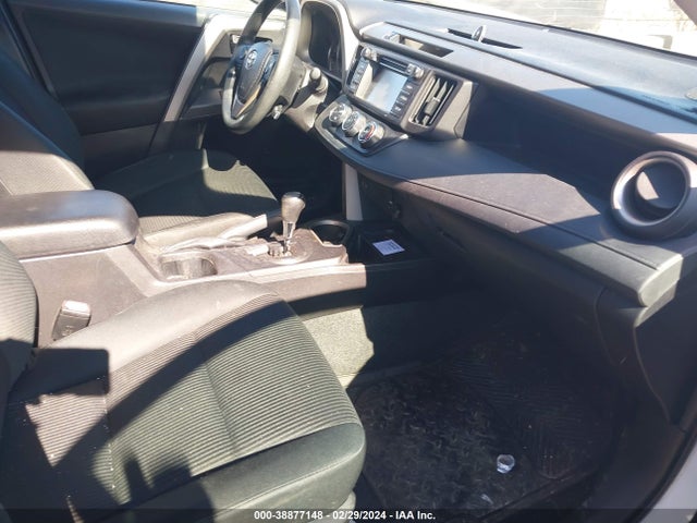 Toyota RAV4 LE 2016 2T3ZFREV0GW248270 Image 5
