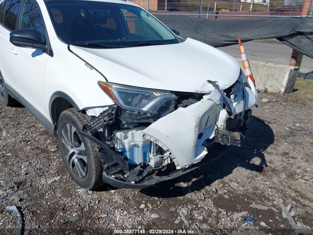 Toyota RAV4 LE 2016 2T3ZFREV0GW248270 Image 6