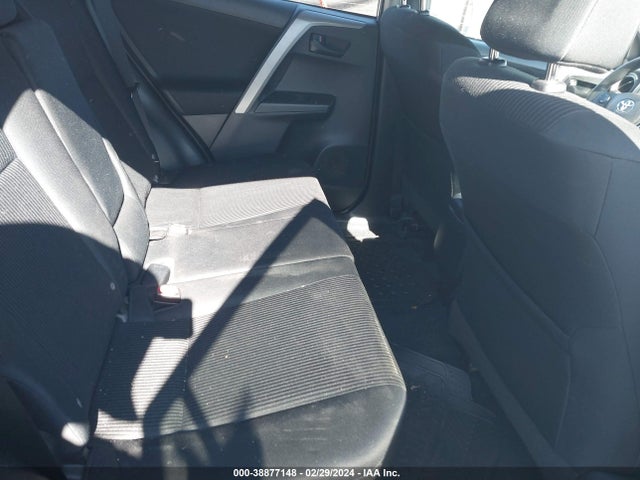 Toyota RAV4 LE 2016 2T3ZFREV0GW248270 Image 8