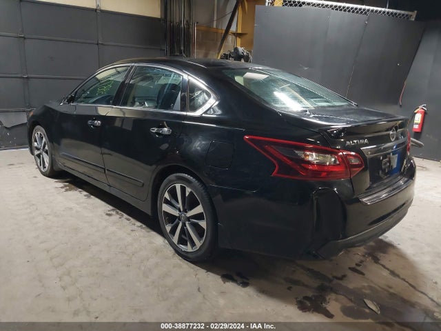 Nissan Altima 2.5 Sr 2017 1N4AL3AP0HC124620 Image 3
