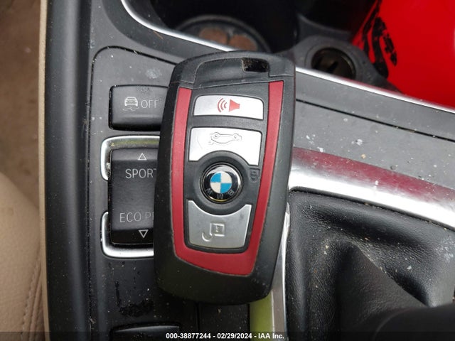 BMW 328I 2016 WBA8E9G57GNT83410 Image 11